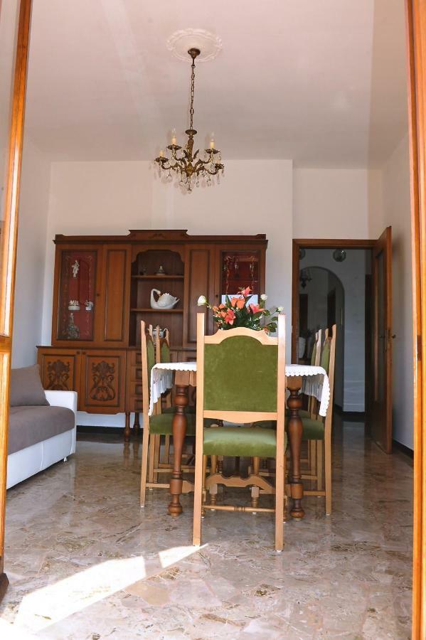 Апартаменты Casa Di Erika Варацце Экстерьер фото